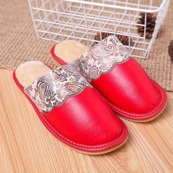 

jiaxin autumn and winter antiskid warm home slippers thickened couple's cow skin cotton have various colors, Black