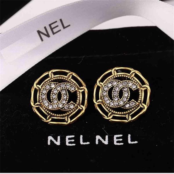 

charm chao brand small fragrant earrings with bronze middle letter inlaid s925 silver needleh, Golden