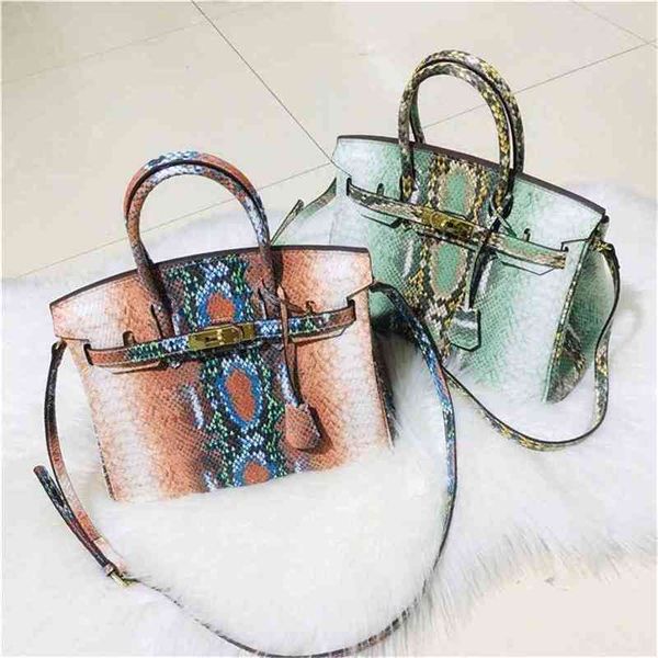 

women luxurys designers bags 2021 shop purchase snake leather buckle lock simple fashion whole designer handbag handbags totes crossbody bag