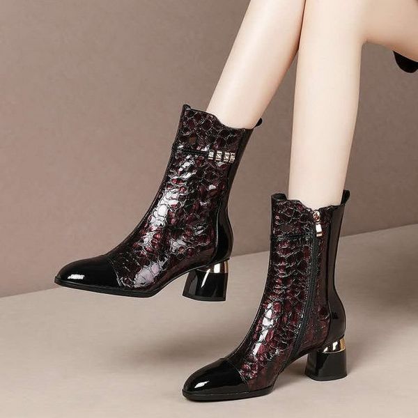 

shoes europea style short boots woman,pu patent leather plush winter shoes,round toe,thick heel, footware,black,wine-red 9lk3