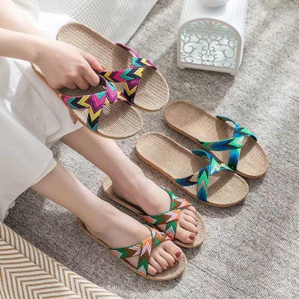 Slippers Summer Cross Roupa para Ladies Indoor Home Quiet Soled Seled Sor Men Sapatos