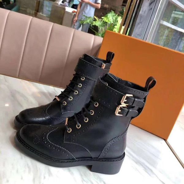 

2021 real leather wool warm designer boots for women motorcycle with box 1, Black