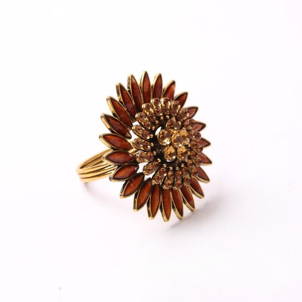 

6pcs/metal creative flower shape napkin ring brown imitation diamond table decoration western party accessories rings