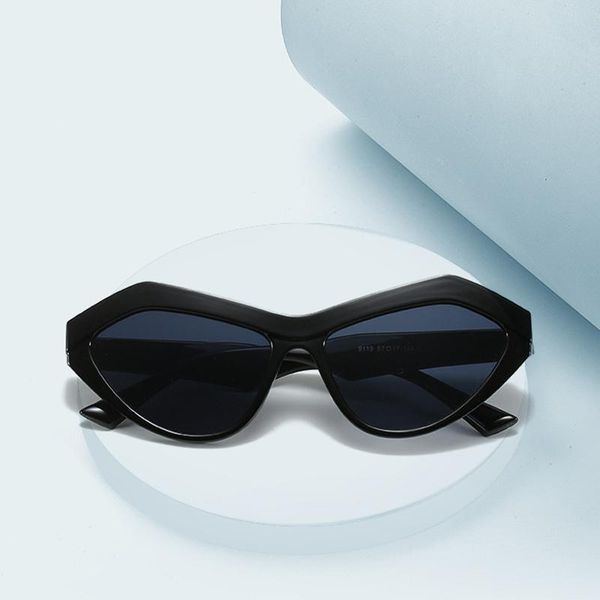 

sunglasses elbru retro triangular cat's eye fashion trend irregular frame ultraviolet-proof street s sunshade, White;black