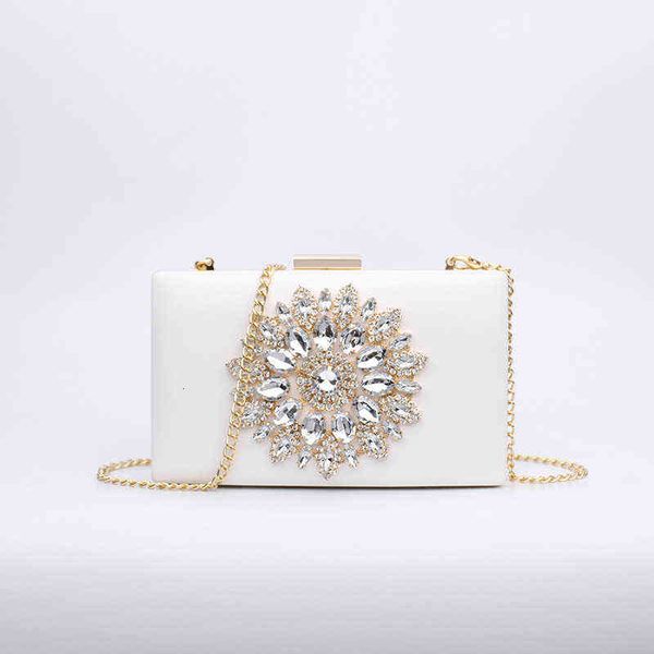 

2021 fashion diamond inlaid dinner hand bag single shoulder messenger chain bag