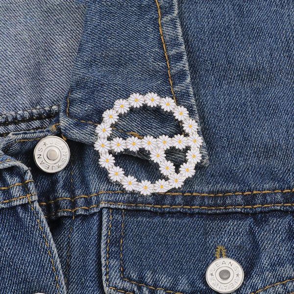 

pins, brooches fashion gd daisy brooch korean white chrysanthemum cutout flower enamel pins denim shirt lapel pin corsage clothes badge jewe, Gray