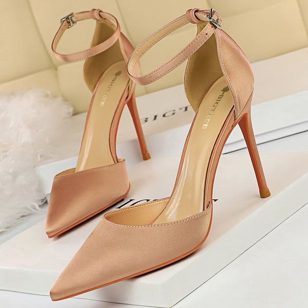 

bigtree shoes hollow out woman pumps high heels party shoes silk ladies shoes pointed toe heeled 2021 female pumps l0, Black