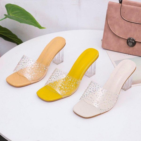 Pantofole Scarpe col tacco alto Lady Casual Jelly Slides Pantofole con tacco quadrato Donna Luxury Trasparente Summer Block Glitter 2021 Rubbe