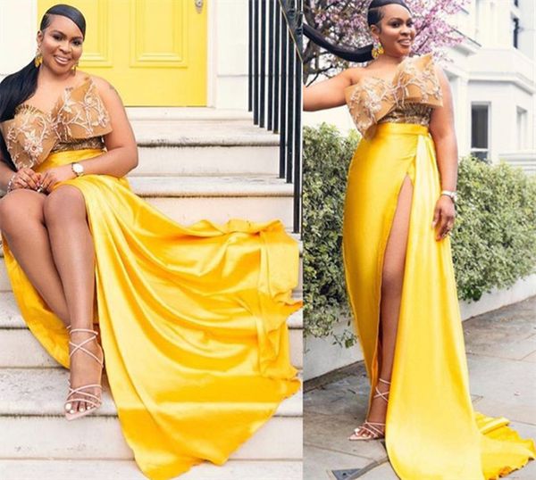 ASO EBI 2021 Árabe Plus Size Amarelo Lace Sexy Vestidos de Noite Bainha Alta Split Setin Prom Formal Party Seond Recepção Vestidos ZJ322