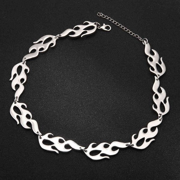 

popular punk hip hop flame clavicle necklace alloy jewelry men's and women's universal bracelet, Golden;silver