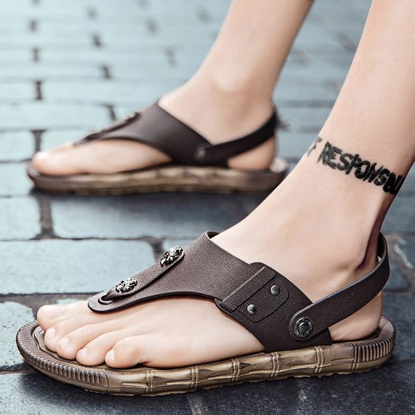 Klasik Yaz Sandalet Luxurys Tasarımcılar Düz Balıkçı Satmak İyi Plaj Terlik Erkek Kadın Eğitmenler Yürüyüş Bayan Beyler Flip Flop