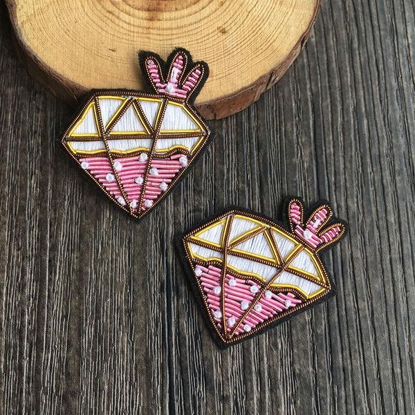 

pins, brooches french design diy hand-embroidered shape silk brooch, Gray