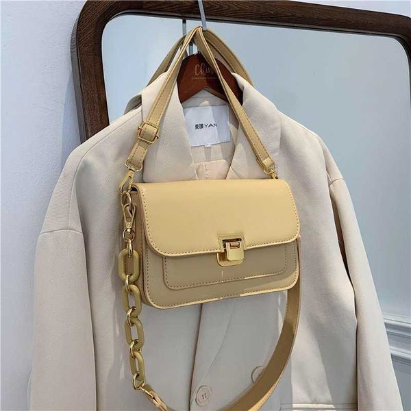 

bag 2021 new trend summer popular small square bag, niche design, high sense chain messenger women's bag