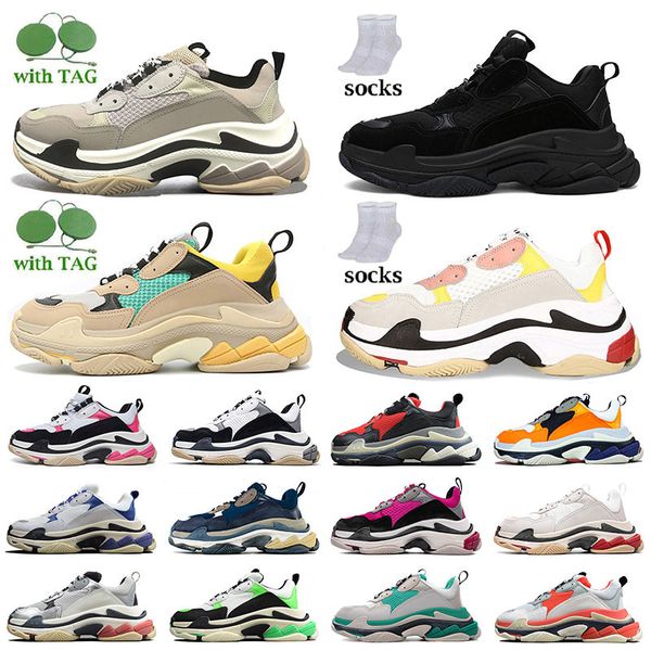 

2022 new triple s mens women casual shoes 17fw paris old day designer sneaker black pink sail cool grey pure white yellow orange green men t