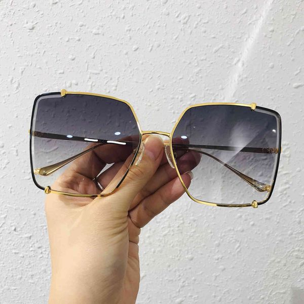 

75% off outlet store online fl new 2021 fashion sunglasses women net red sunglasses men's personality square show thin, White;black