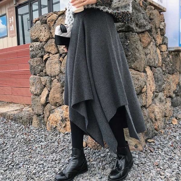 

autumn and winter korean version of the irregular knit skirt chic asymmetric retro large umbrella 210601, Black