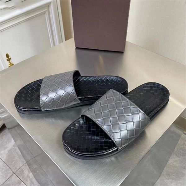 

new hand-made leather woven flat bottomed men slippers, Black