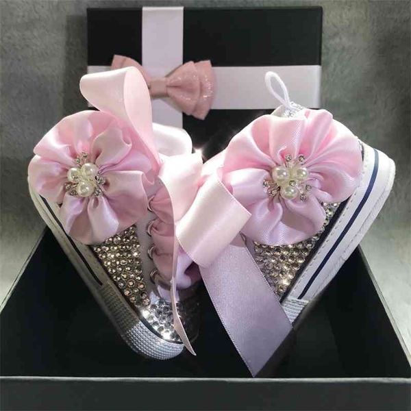 Damızlık Pembe Çiçek Şerit Lüks Bella Bebek Kız Sneakers El Yapımı Bling Rhinestones Özel Fırnaklar Beşik Ayakkabı 210326