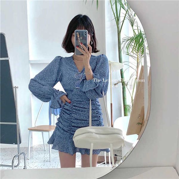 

lemon the 2021 women's korean small v-neck pleated skirt floral drs, Black