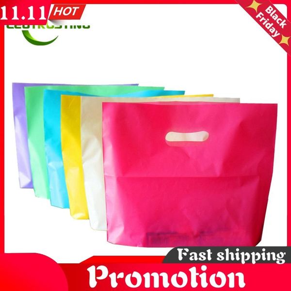 

50pcs wholesale color beauty plastic shopping bags with handle personal general boutique clothes shoes gift packaging pouches wrap