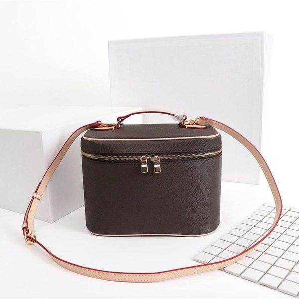 

2021wholesale designer make-up bag fashion lady presbyopia shoulder strap leather