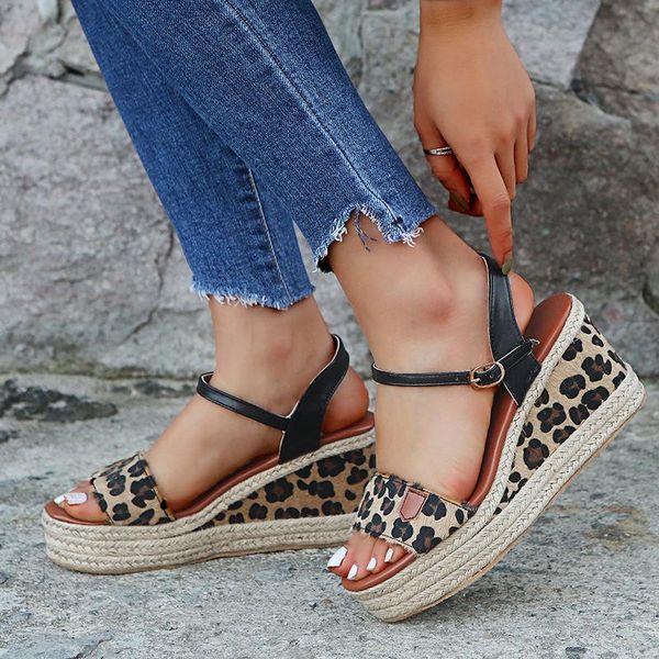 

[gogd]summer of 2021 the europe and united states foreign trade after big yards clip toe flat roman zipper lady san sandals, Black