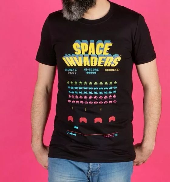 

official men's black retro space invaders t-shirt, White;black