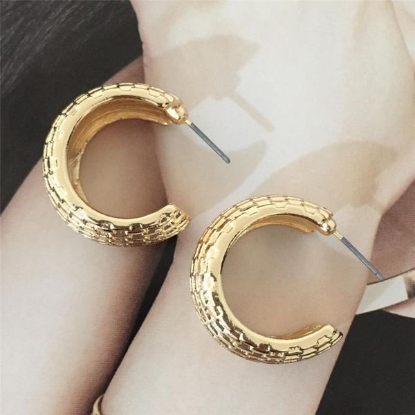

hoop & huggie thickness earrings gold color textured surface retro for women jewelry gift wholesale, Golden;silver