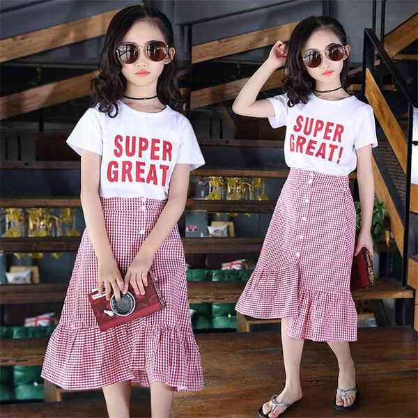 Vestiti estivi per bambini Ragazze Abiti di moda Set di gonne in cotone per bambini Stampa di lettere T-shirt bianca + Gonne scozzesi Abito 2 pezzi 210622