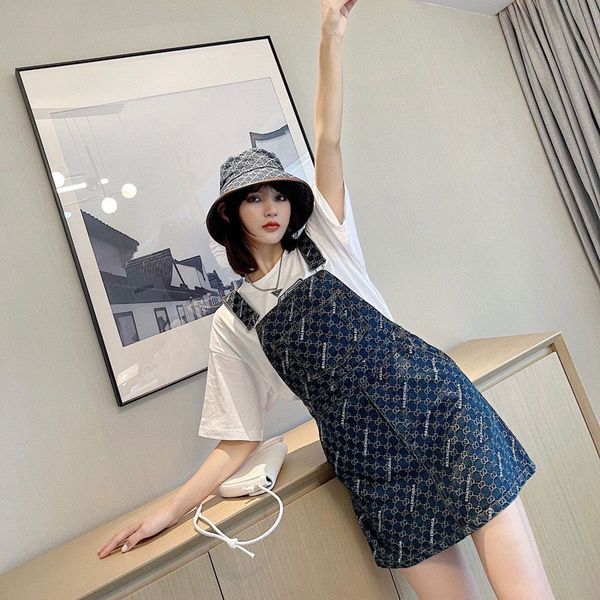 

brand european station 2021 summer new fashion leisure age reduction versatile old flower suspender suit for women[finished on june 28], Black;gray