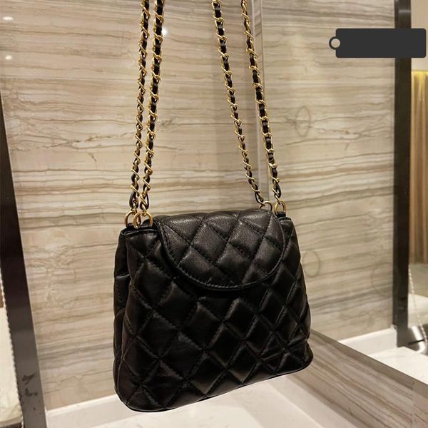 

evening bags autumn and winter fashion brand double-chain single-shoulder messenger handbags high-quality diamond mini 1112