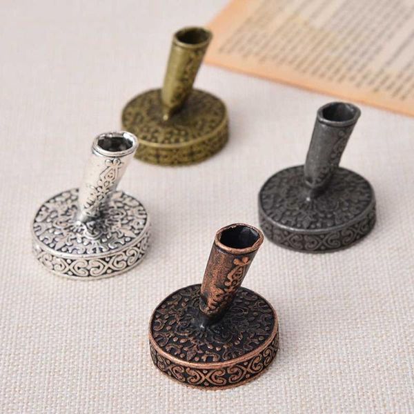 

1pcs retro carving pen case with base fix on table counter liquid ink cover holder signature insertion cases refills, Black;red
