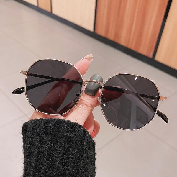 

sunglasses 2021 vintage classic metal square women fashion brand designer small color sun glasses female oculos feminino, White;black