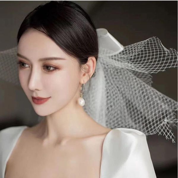 

hair clips & barrettes short bridal wedding veils with large bow knot lightweight elegant style durable comfortable to wear for bride bmf88, Golden;silver