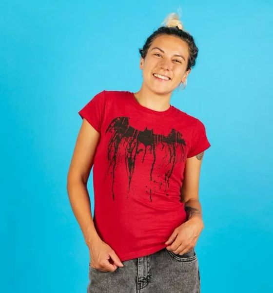 

official women's red batman graffiti logo fitted t-shirt, White;black