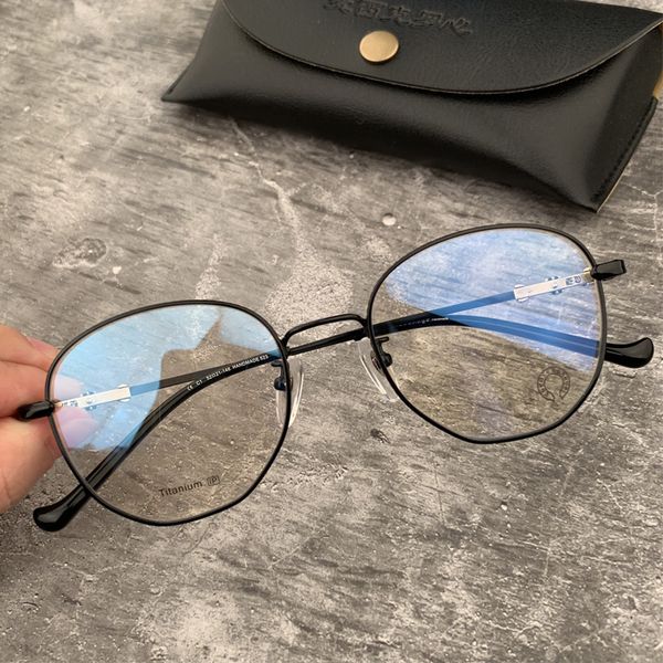 

krosin pure titanium glasses 523 ultra light personality round thin edge myopia spectacle frame for men and women, White;black