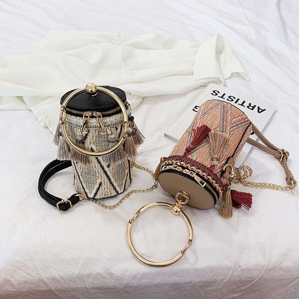 

2021 women's bag ethnic style chain straw bag fashion ring portable tassel pen case