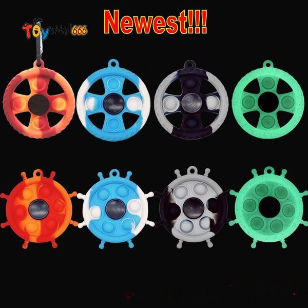 

dhl finger gyro toys glow-in-the-night silicone rat control pioneer decompression toy key ring keychains