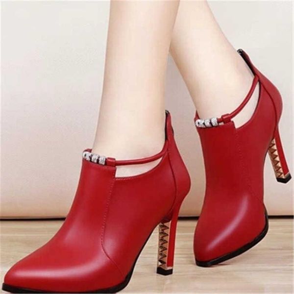 

dress shoes spring autumn waterproof platform round head middle heel thick bottom net red single leather female pointed pumps, Black