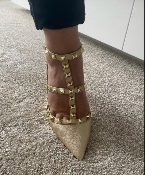 

sandals mulher sapatos de salto alto sandÃ¡lia com rebites 6cm 8cm 10cm fino apontou sandÃ¡lias v marca clÃ¡ssicos casamento v21j, Black