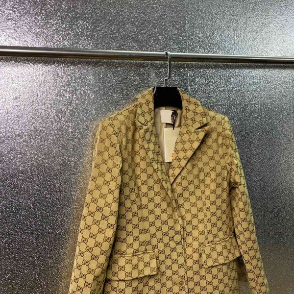 

2021ss spring and summer new high grade cotton printing short sleeve round neck panel t-shirt size: m-l-xl-xxl-xxxl color: black white vs2