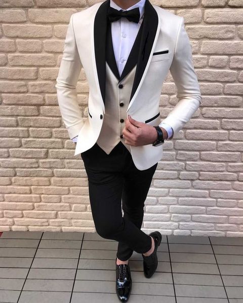 Abiti da uomo 3 pezzi Slim Fit Casual Business Groomsmen Grigio Verde Avorio Smoking con risvolto per abito da sposa Blazer Pantaloni Gilet X0909