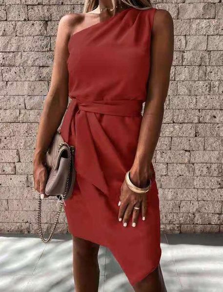 

sleeveless irregular bandage party, White;black