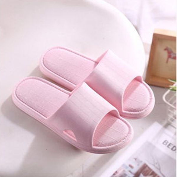 

sandals in the summer , women's outdoor antiskid slippers are of and fa 9575, Black