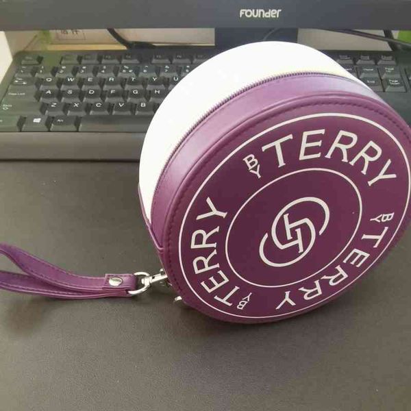 

women's travel color in hand round storage zipper type make-up bag