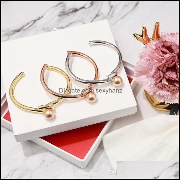 Bracelets de manguito Jewelryhigh Qualidade vendendo atmosfera simples em forma de torto em forma de torcida CHING CHINGE PEARL PEARL GOLD MTI DRIAGEM DOUR