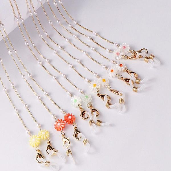 

sunglasses frames 2021 fashion little daisy flower mask chain elegant pearl glasses bracelet women anti-lost neck strap hanging rope, Silver