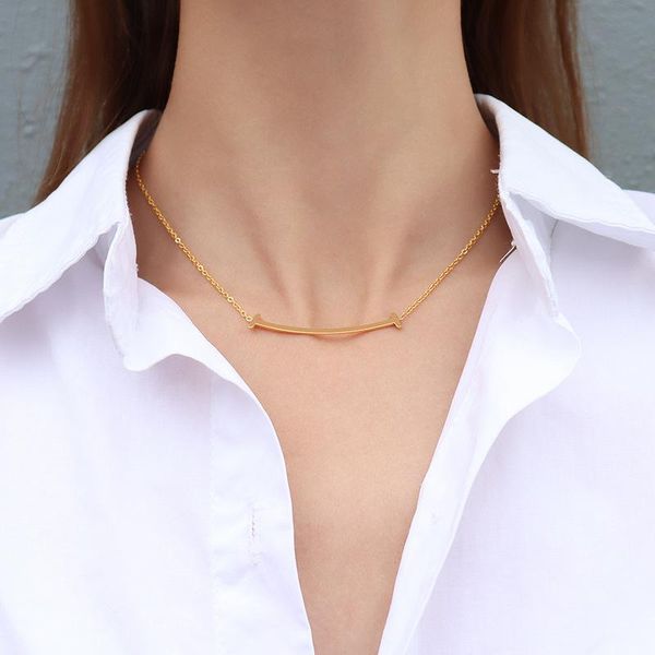 

chains and the united states chocker strip smile pendant necklace female clavicle titanium steel jewelry p089, Silver