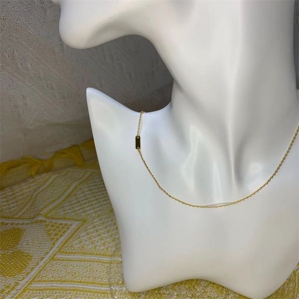 Collana da donna classica alla moda 2022 Popolare nuova forma di fiore Gioielli di fascia alta di lusso Compleanno I migliori regali per le ragazze