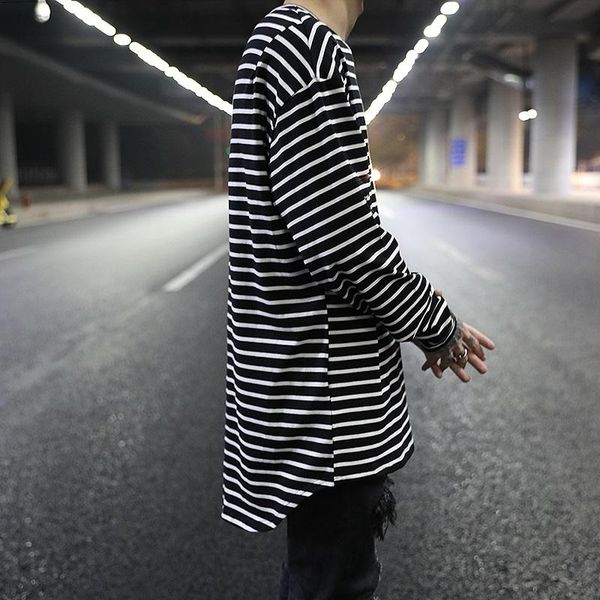 

men's t-shirts high street wind before short after long black and white stripe base shirt hip-hop lengthened inside with a long-sleeved, White;black